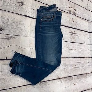 Ladies White House Black Market skinny jeans